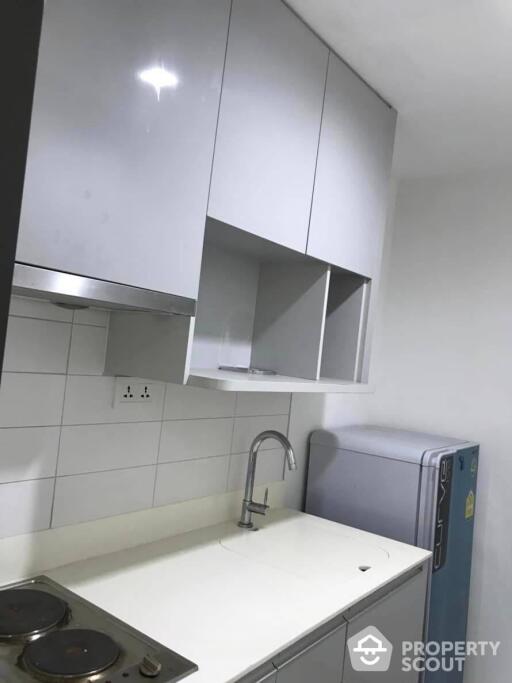 2-BR Condo at Ideo Mobi Phayathai near BTS Phaya Thai