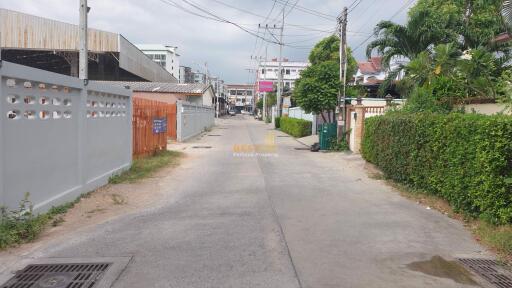 Land available in East Pattaya L011781