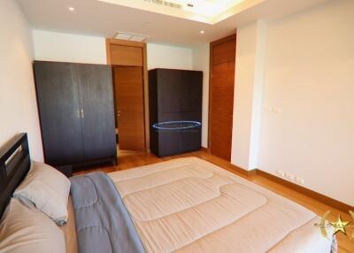 Black Mountain golf course condo for sale Hua Hin