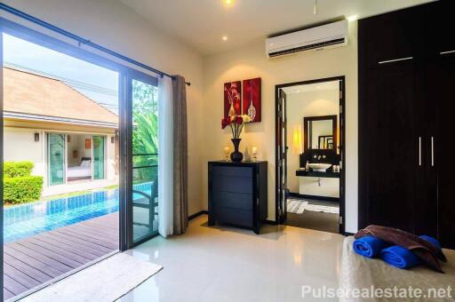 Modern 3-Bedroom Oriental-style Pool Niche Villa for Sale in Naiharn, Phuket