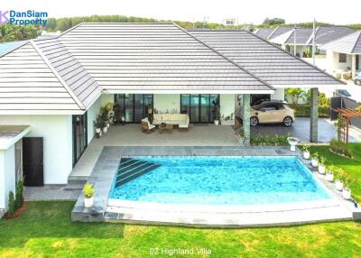 Luxury 3-Bedroom Villa in Hua Hin At Highland Villas2