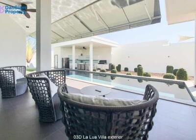 Contemporary 4-Bedroom Pool Villa in Hua Hin at La Lua