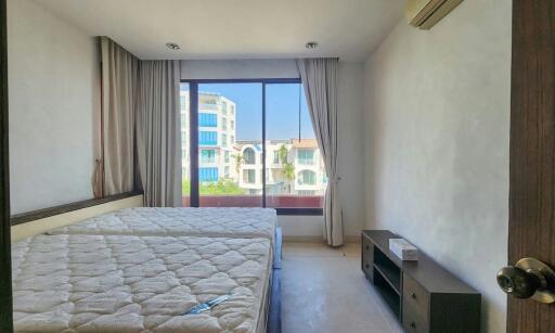 Beachfront 3-Bedroom Condo in Hua Hin at Las Tortugas