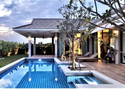 New Development Summary - Luxury Pool Villas in Hua Hin