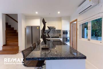 Beautifully appointed 2 bedroom villa in Bang Rak Samui for rent