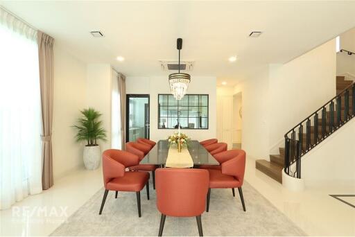 Luxury living in Nantawan Rama 9.