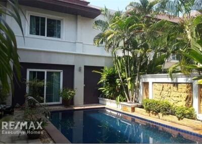 For Rent: A Stunning House with Private Pool in a Secure Compound at Sukhumvit 36!