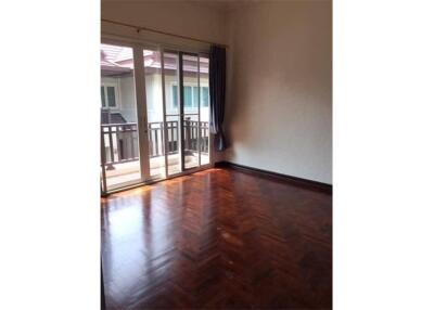 For Rent: A Stunning House with Private Pool in a Secure Compound at Sukhumvit 36!