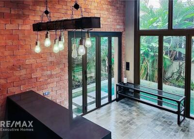 Single House 5 beds with priavte pool in Sukhumvit 63.