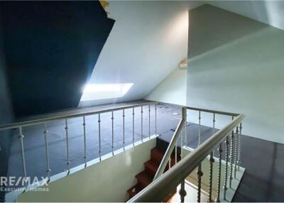 Spacious 4BR Townhouse for Rent in Baan Klang Krung Thonglor - Unfurnished