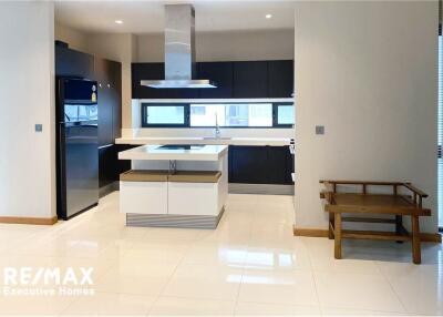 New Single house  4 beds in Parc Priva Rama 9