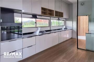 Brand new single house 3 bedrooms in VIVE Rama 9