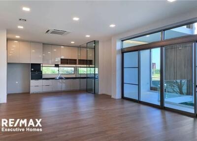 Brand new single house 3 bedrooms in VIVE Rama 9