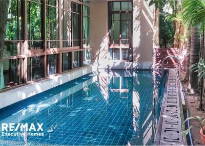 Single house with private swimming pool 4 bedrooms Sukhumvit 67