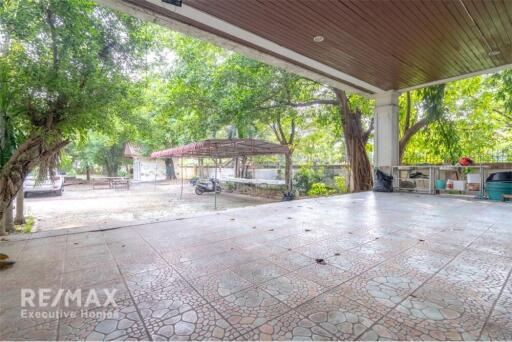 Villa wth Land Sale Prawet - Close to Suvarnabhumi