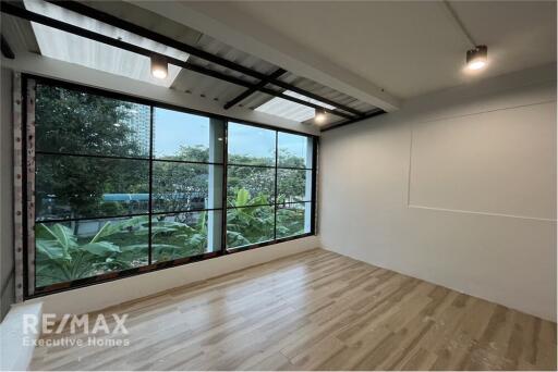 Delightful Peaceful House in Ari/Saphan Kwai Area!