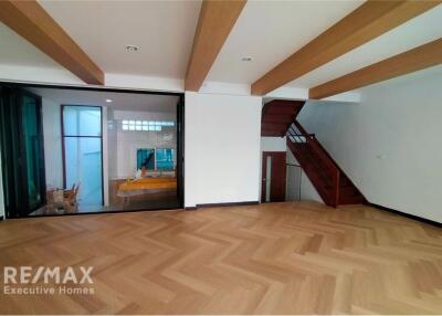 Delightful Peaceful House in Ari/Saphan Kwai Area!