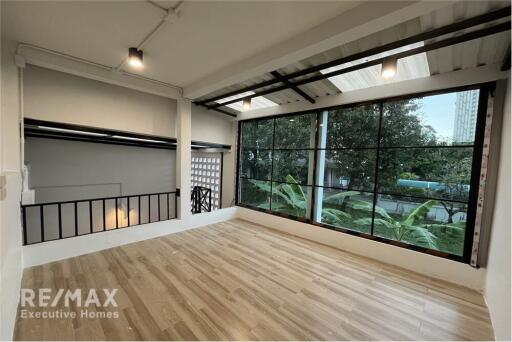 Delightful Peaceful House in Ari/Saphan Kwai Area!