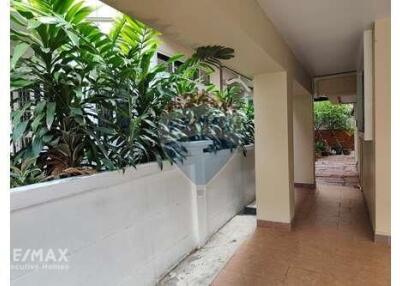 2-Storey Detached House with Garden - Punnawithi BTS - Sukhumvit 101