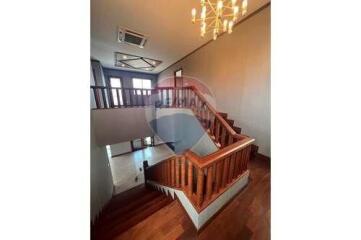 Luxury House, Close to Suwannaphum Airport 3 Beds only 40,000 THB per month