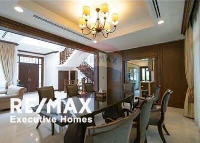 Luxury Villa Sathorn 4 Bedrooms 1 Family room