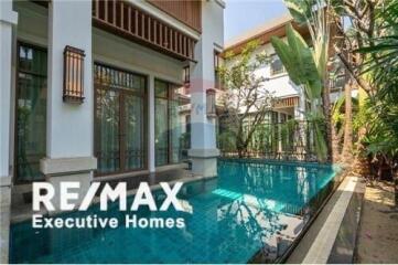 Luxury Villa Sathorn 4 Bedrooms 1 Family room