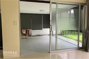 Spacious Detached House with Home Office near Sukhumvit BTS Thonglor