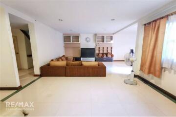 Townhouse for sale in Sukhumvit 39