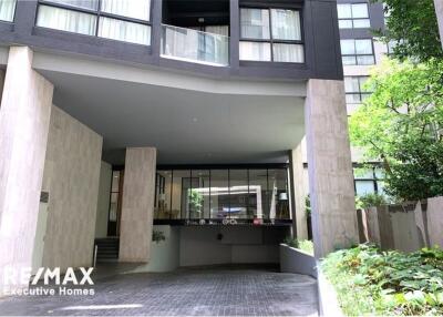 Effortlessly access condominium to Thong Lor and Sukhumvit area.