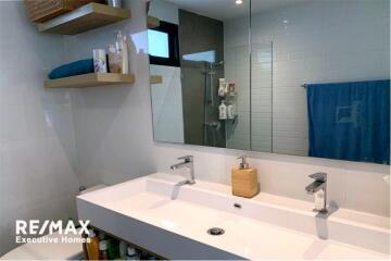 A modern house and facilities with great value and easy access from Bangna Trat 39 to Sukhumvit Road.