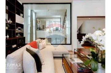 A Luxury Design House with Modern Style on the soi 71 Sukhumvit.