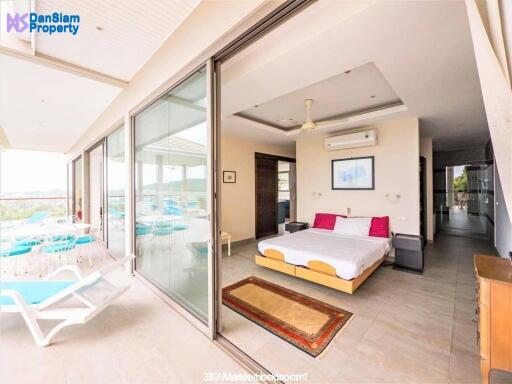 Sophisticated 4-Bedroom Samui Sea-view Villa in Bophut