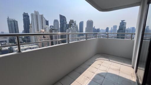 Condo Sukhumvit 61 Large Balconies