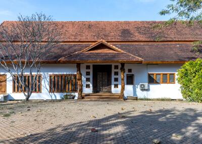 [16 Rai] Indian House Style for Sale in Mae Rim