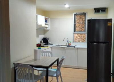 Condo for Rent at RESORTA CONDOMINIUM