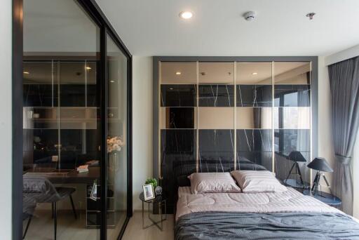 Life Asoke - 1 Bed Condo for Sale, Rented *LIFE10826