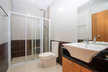Condo for Sale at Touch Hill Place