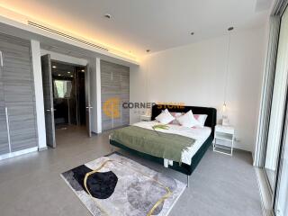 2 bedroom Condo in The Cove Wongamat