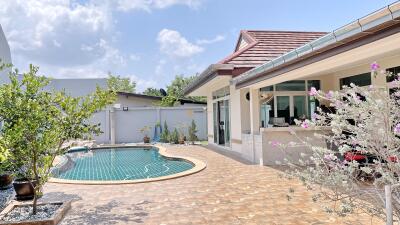 3 Bedroom Private Pool Villa in Huay Yai