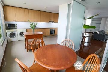 3-BR Apt. near BTS Surasak