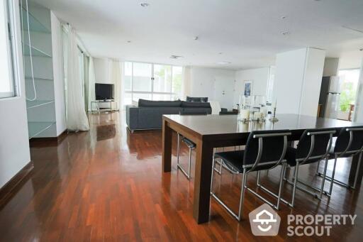 3-BR Apt. near BTS Surasak