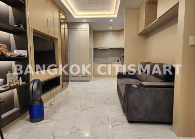 Condo at Park Origin Phrom Phong for rent