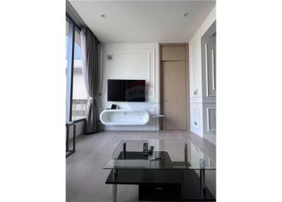 For Rent 1 bedroom on 34 floor Un blocked view @The Esse Asoke
