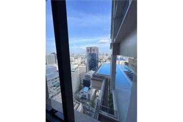 For Rent 1 bedroom on 34 floor Un blocked view @The Esse Asoke