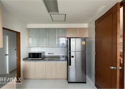 2 Spacious Bedroom for rent near BTS Promphong
