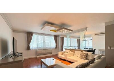 Renovated 2 Bed Condo for Rent at Prestige 49