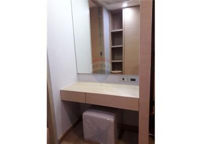 Apartment 2 Bedrooms For Rent in BTS Phromphong