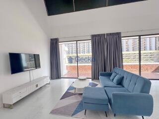 3 Bedrooms Condo in Panchalae Jomtien C011532