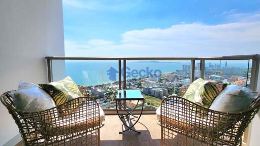 2 Bedrooms Condo in The Riviera Ocean Drive Jomtien C011530