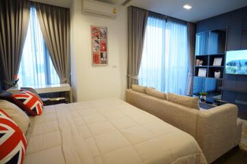 Condo for Rent at Nara 9